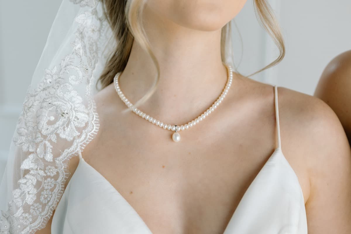Vintage pearl pendant necklace — estate jewelry available at Gold & Diamond Company in Northwest Arkansas
