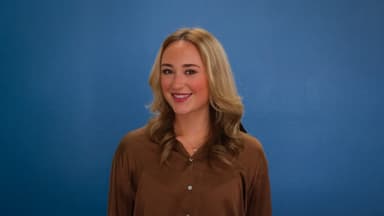 Maddy, office manager and content creator at Gold & Diamond Company in Fayetteville, Arkansas